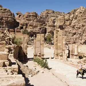 Colonnaded Street and Temenos Gateway, Petra, UNESCO World Heritage Site