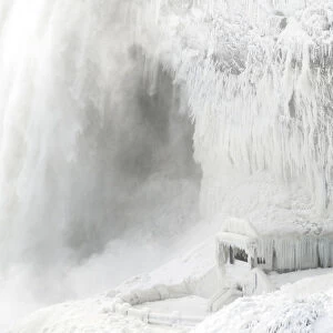 Canada-Weather-Niagara Falls