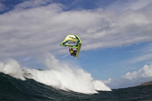 <b class=qtipBold><figcaption>PWA Windsurfing Maui 2013</figcaption></b><br>Browne airiel PWA Windsurfing Maui 2013