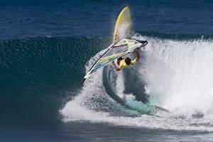 <b class=qtipBold><figcaption>PWA Windsurfing Maui 2013</figcaption></b><br>Browne 360 PWA Windsurfing Maui 2013