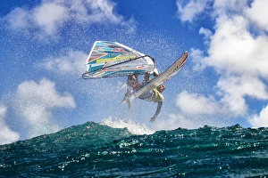 <b class=qtipBold><figcaption>PWA Windsurfing Maui 2013</figcaption></b><br>Angulo trademark PWA Windsurfing Maui 2013