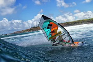 <b class=qtipBold><figcaption>PWA Windsurfing Maui 2013</figcaption></b><br>Siver turns PWA Windsurfing Maui 2013