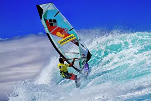 <b class=qtipBold><figcaption>PWA Windsurfing Maui 2013</figcaption></b><br>Siver hitting it PWA Windsurfing Maui 2013